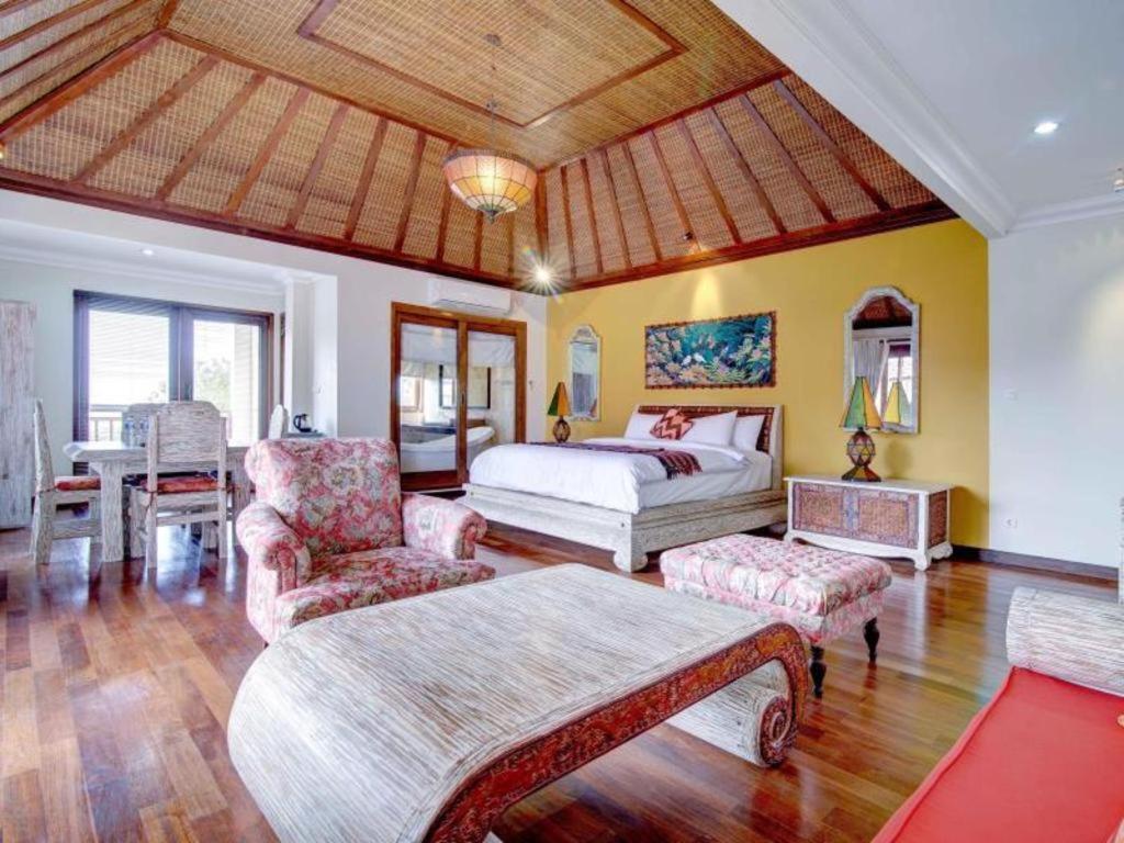 Hastinapura Residence Jimbaran Kültér fotó