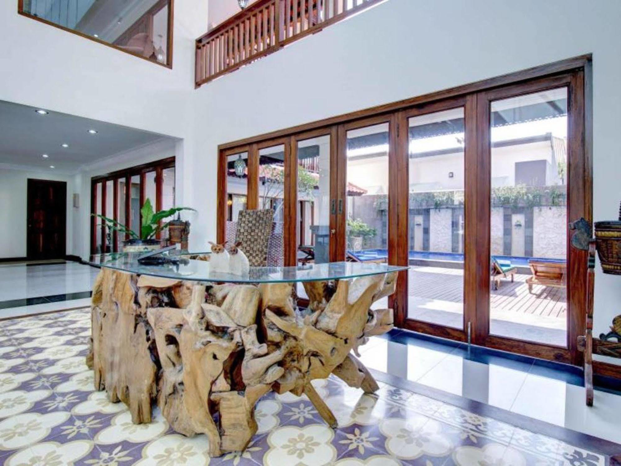 Hastinapura Residence Jimbaran Kültér fotó
